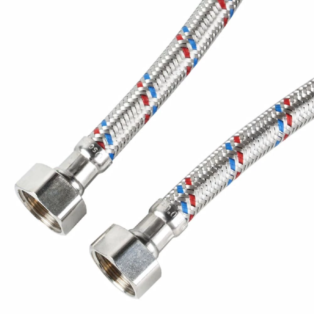 Гибкая подводка для воды AQUALINE 1/2″ Ру10 латунная гайка, корпус - нержавеющая оплетка, длина - 2.5м, гайка-гайка, резьба внутренняя-внутренняя